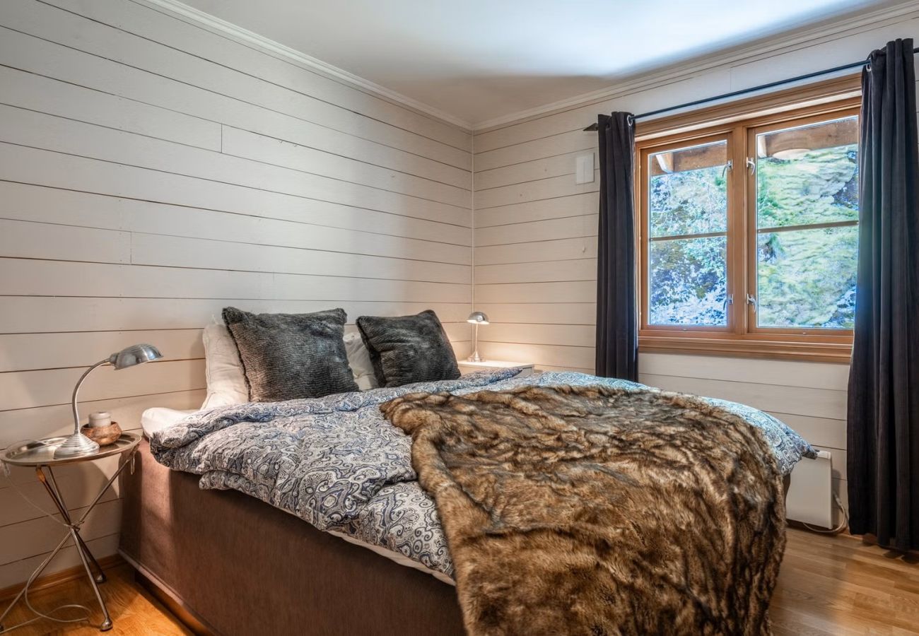 Apartment in Hemsedal - Large ski apartment in Skardsnuten, Ski/Inn-Ski/Out