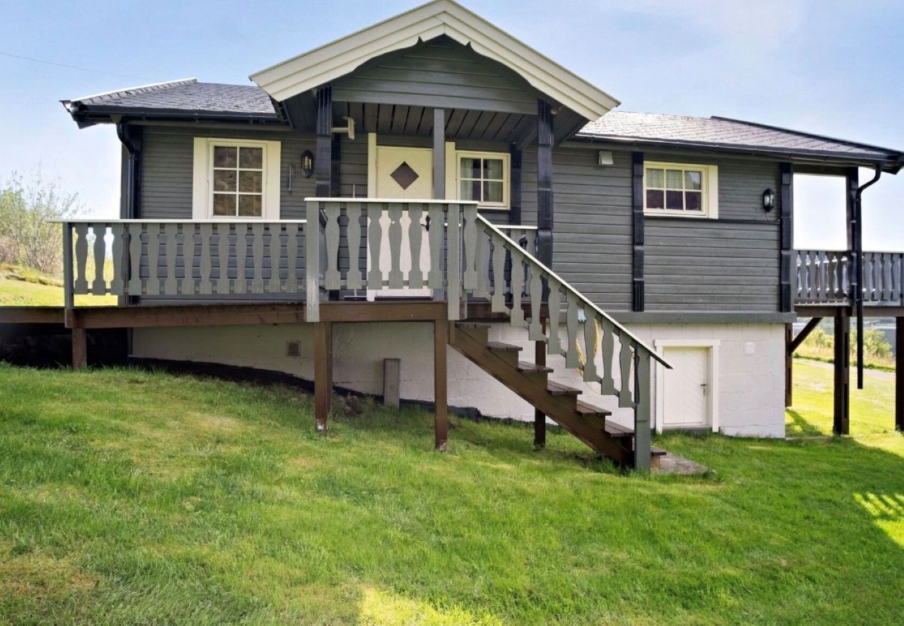 Cottage in Vestvågøy - Pollstua, cosy cabin with amazing views