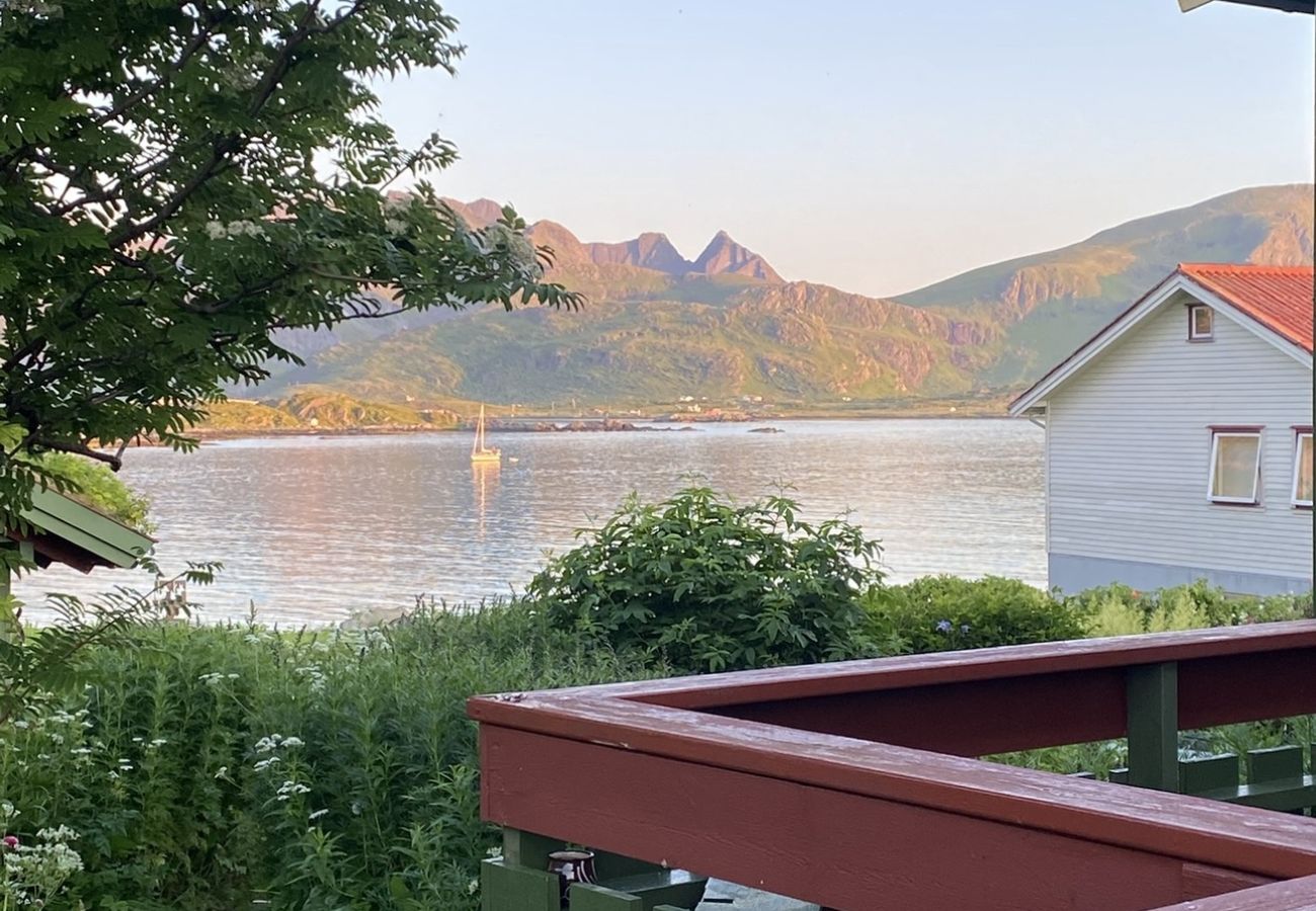 Studio in Flakstad - Koselig studio i Lofoten - nær Rambergstranda