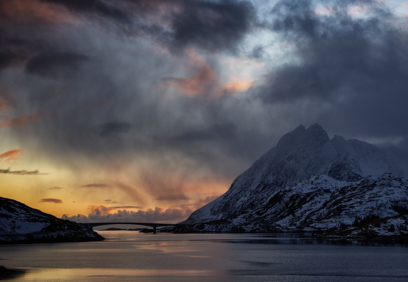 House in Flakstad - Fredly, beautiful home in Fredvang