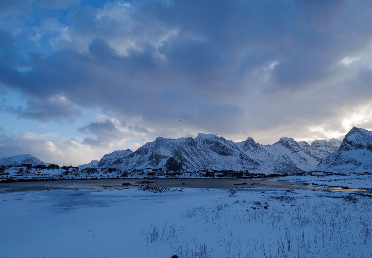 House in Flakstad - Fredly, beautiful home in Fredvang