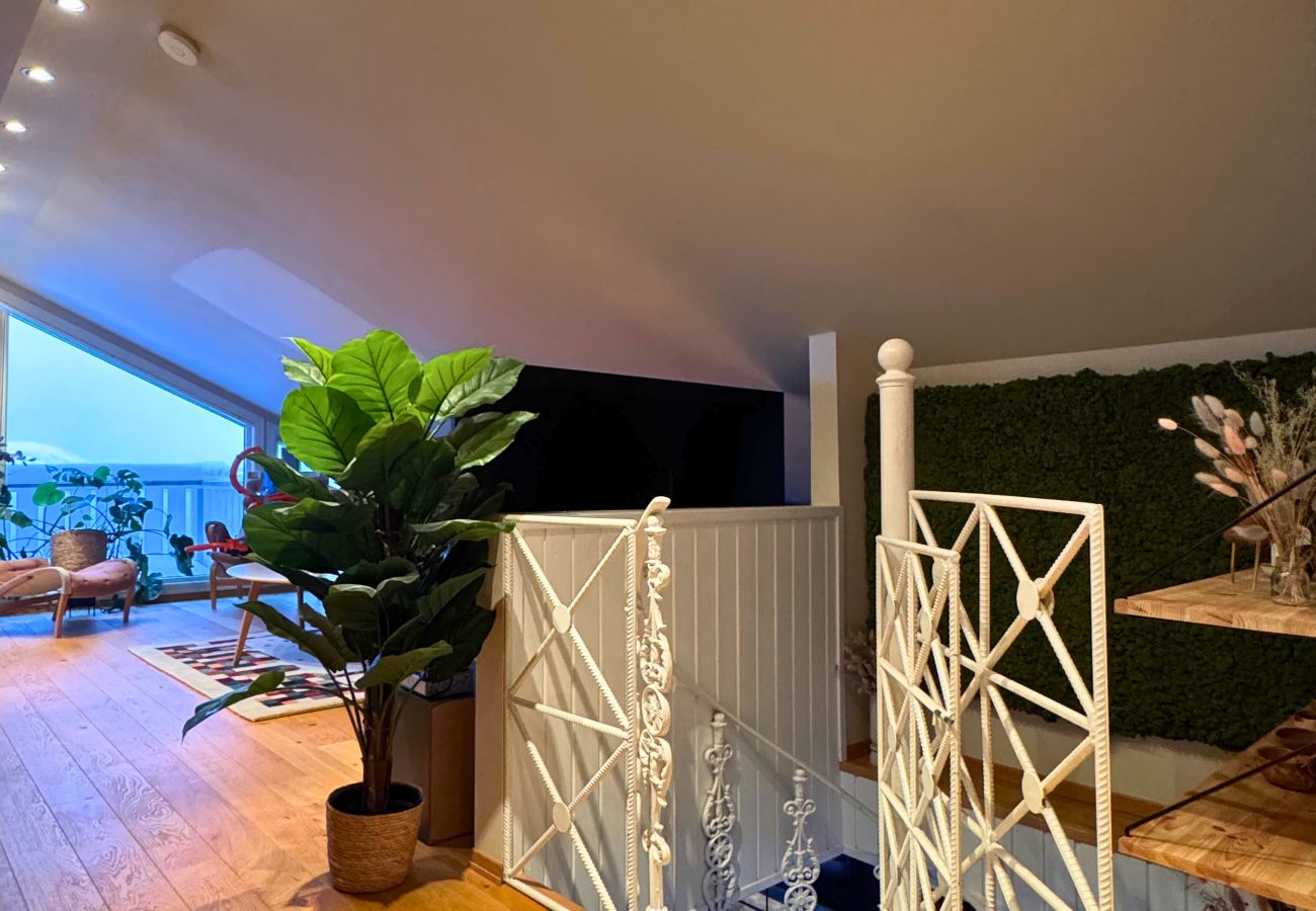 House in Tromsø - Exclusive Northernlight villa at Sørtromsøya