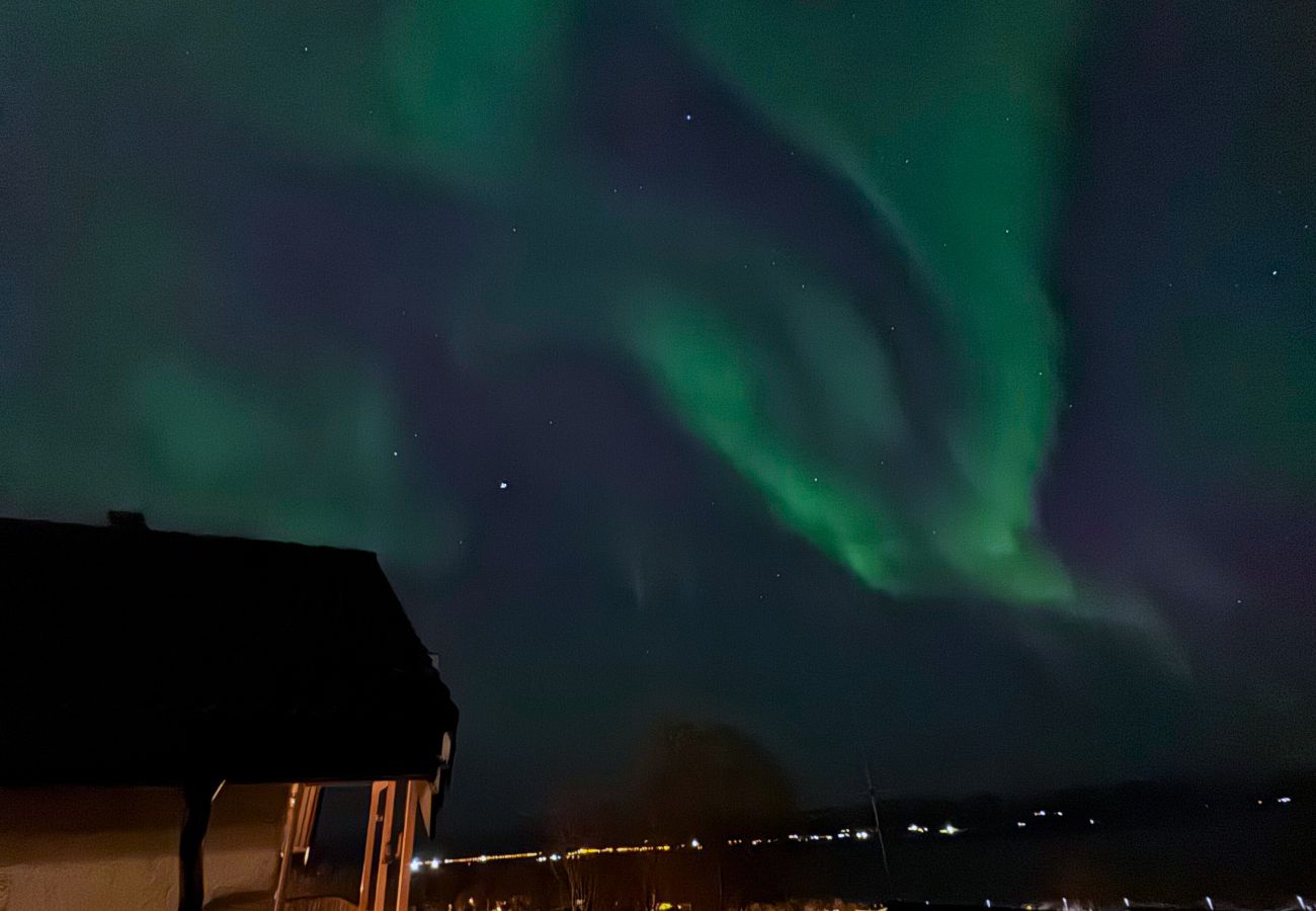 House in Tromsø - Exclusive Northernlight villa at Sørtromsøya