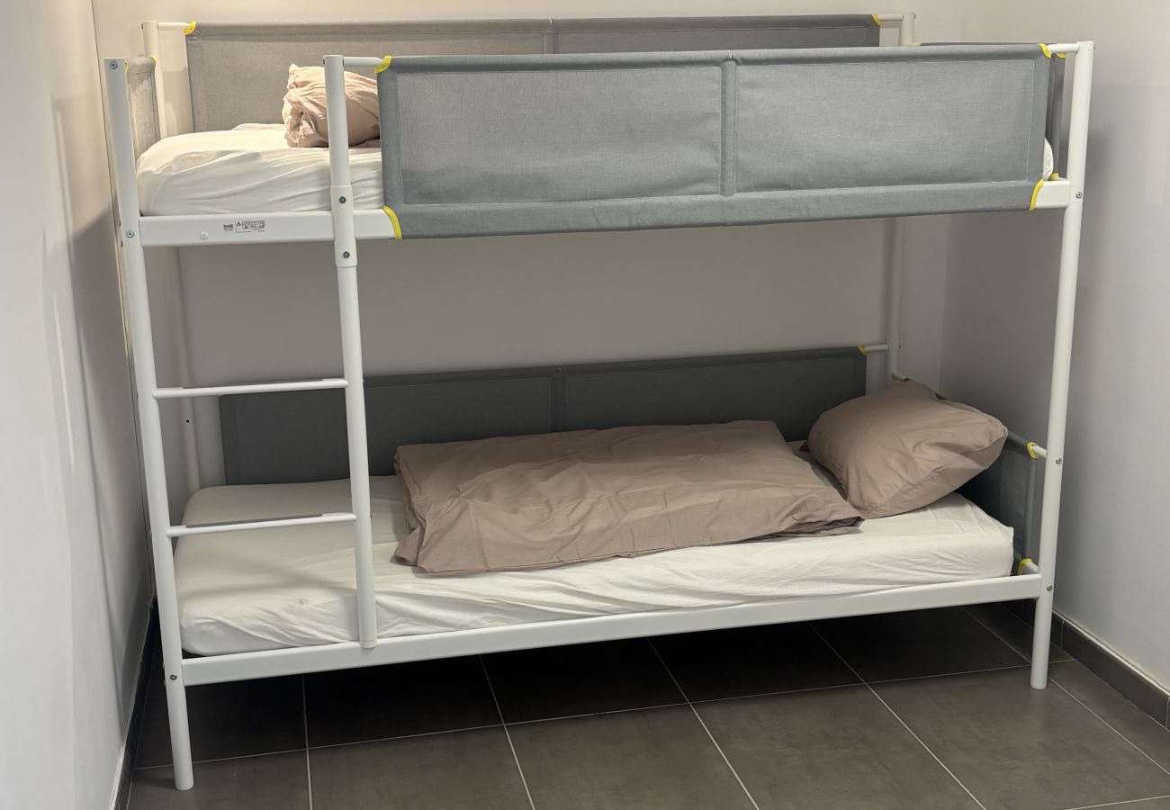 House in Torrevieja - Modern apartment in Torrevieja with pool