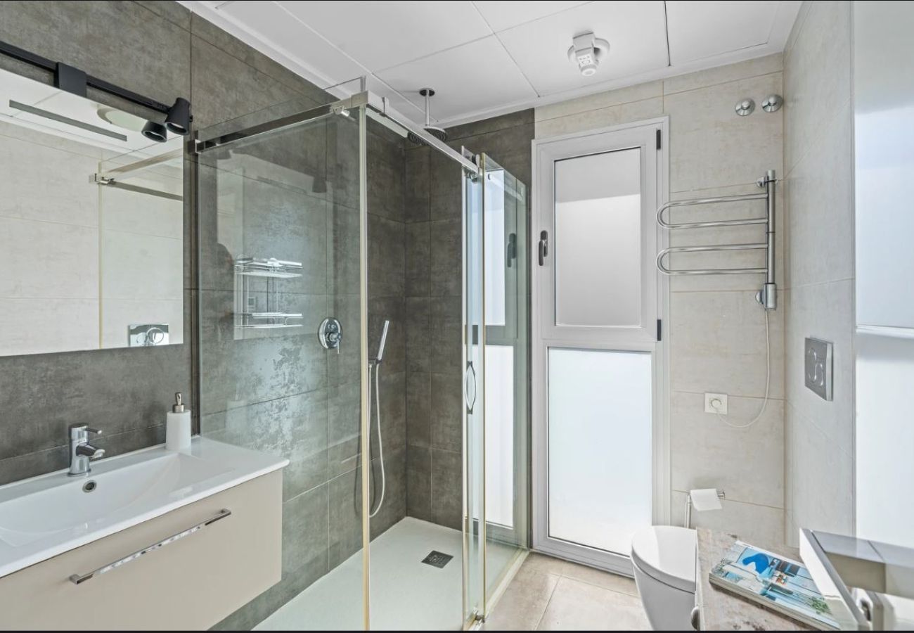 House in Torrevieja - Modern apartment in Torrevieja with pool