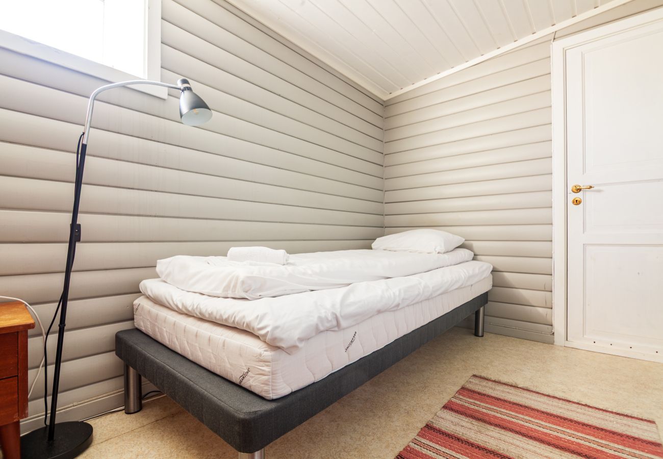 Cottage in Vestvågøy - Sjøstrand cabin 3