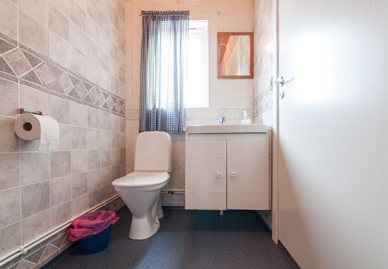 Cottage in Vestvågøy - Sjøstrand cabin 5