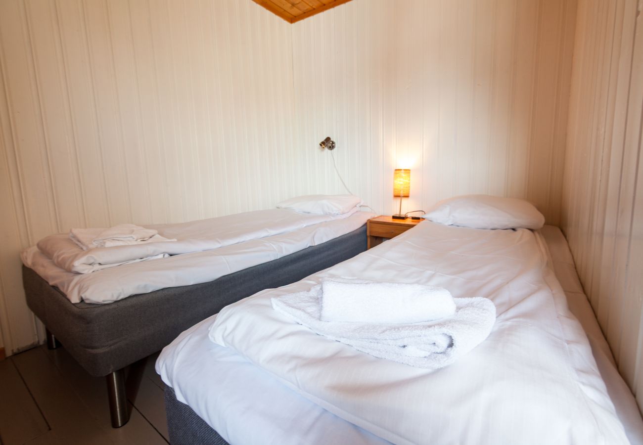 Cottage in Vestvågøy - Sjøstrand cabin 5