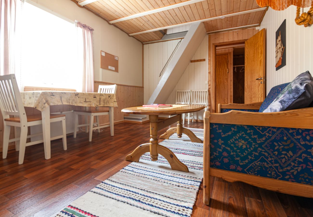 Cottage in Vestvågøy - Sjøstrand cabin 6