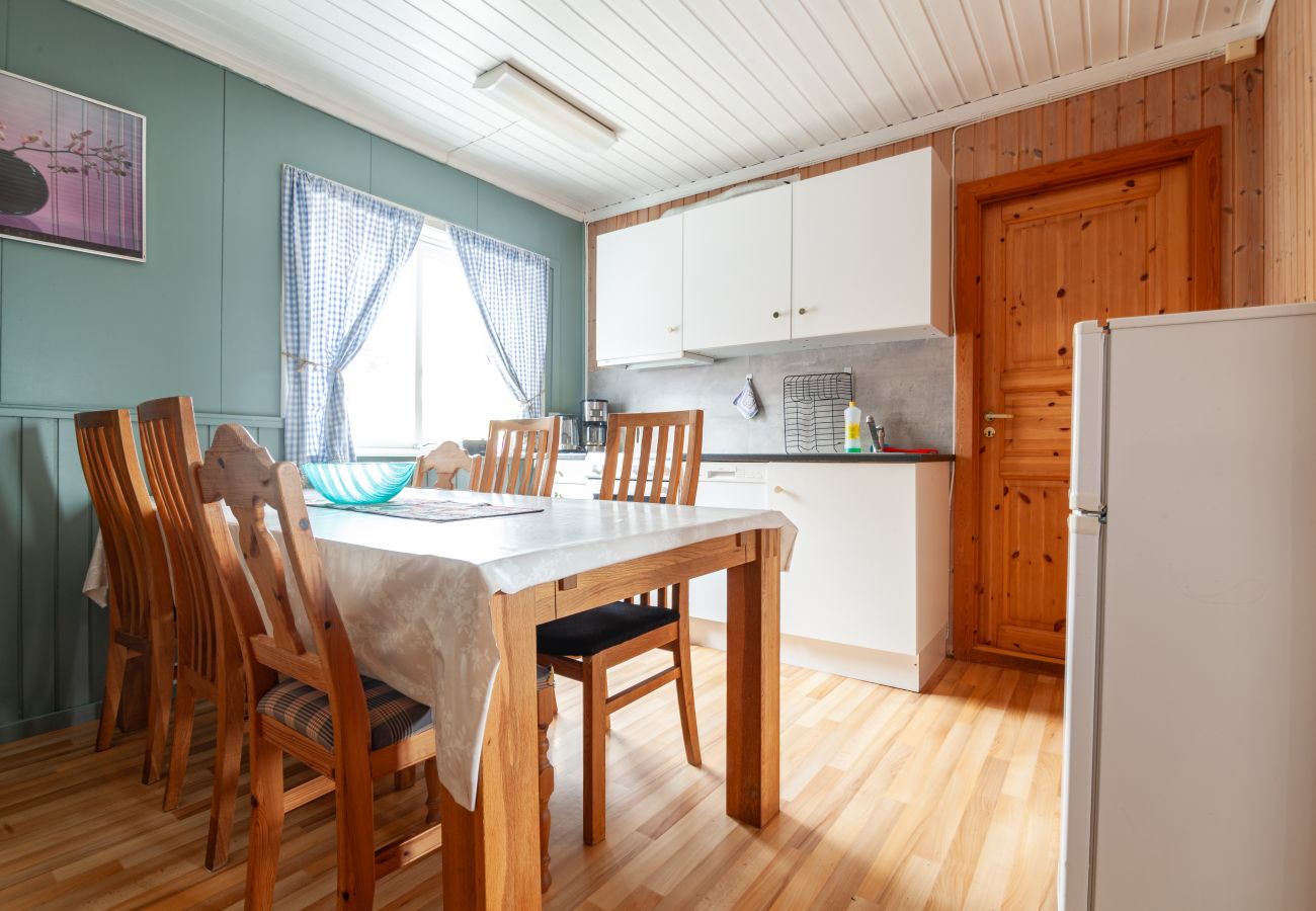 Cottage in Vestvågøy - Sjøstrand cabin 7