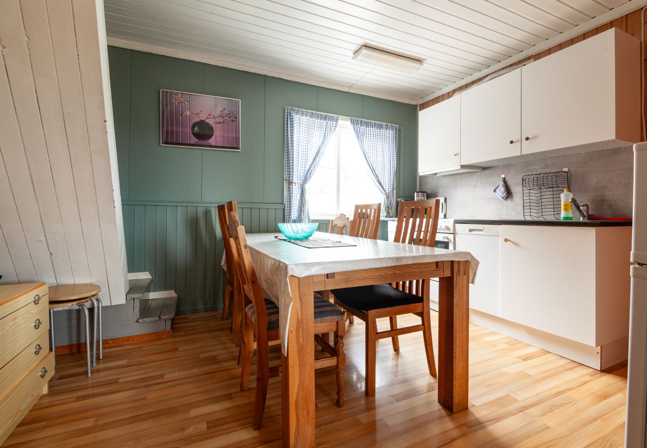 Cottage in Vestvågøy - Sjøstrand cabin 7