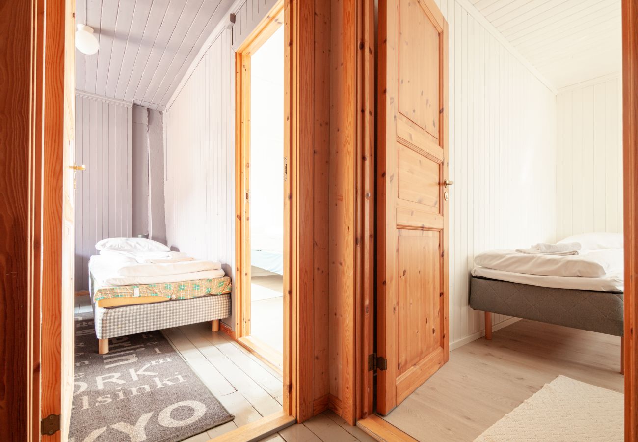 Cottage in Vestvågøy - Sjøstrand cabin 7