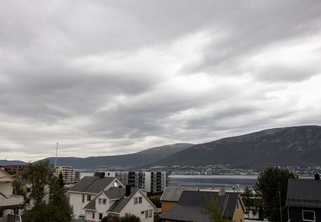 Apartment in Tromsø - Arctic Comfort 1, Tromsø