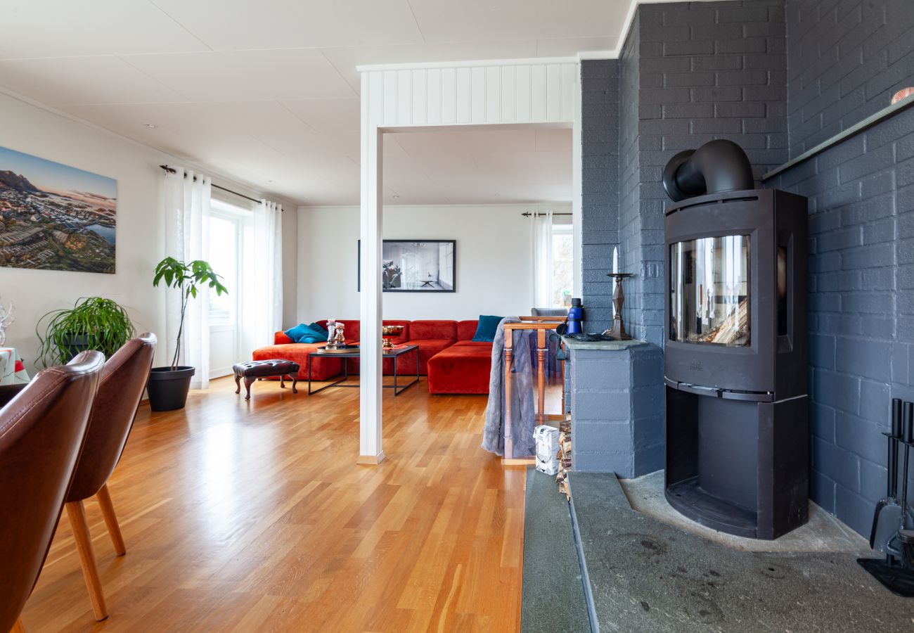 House in Vågan - House in Henningsvær with amazing views
