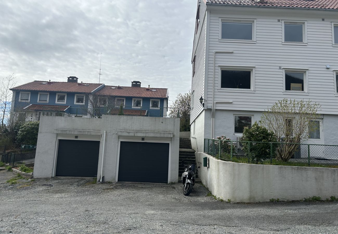 Apartment in Bergen - Central loft with parking in Bergen