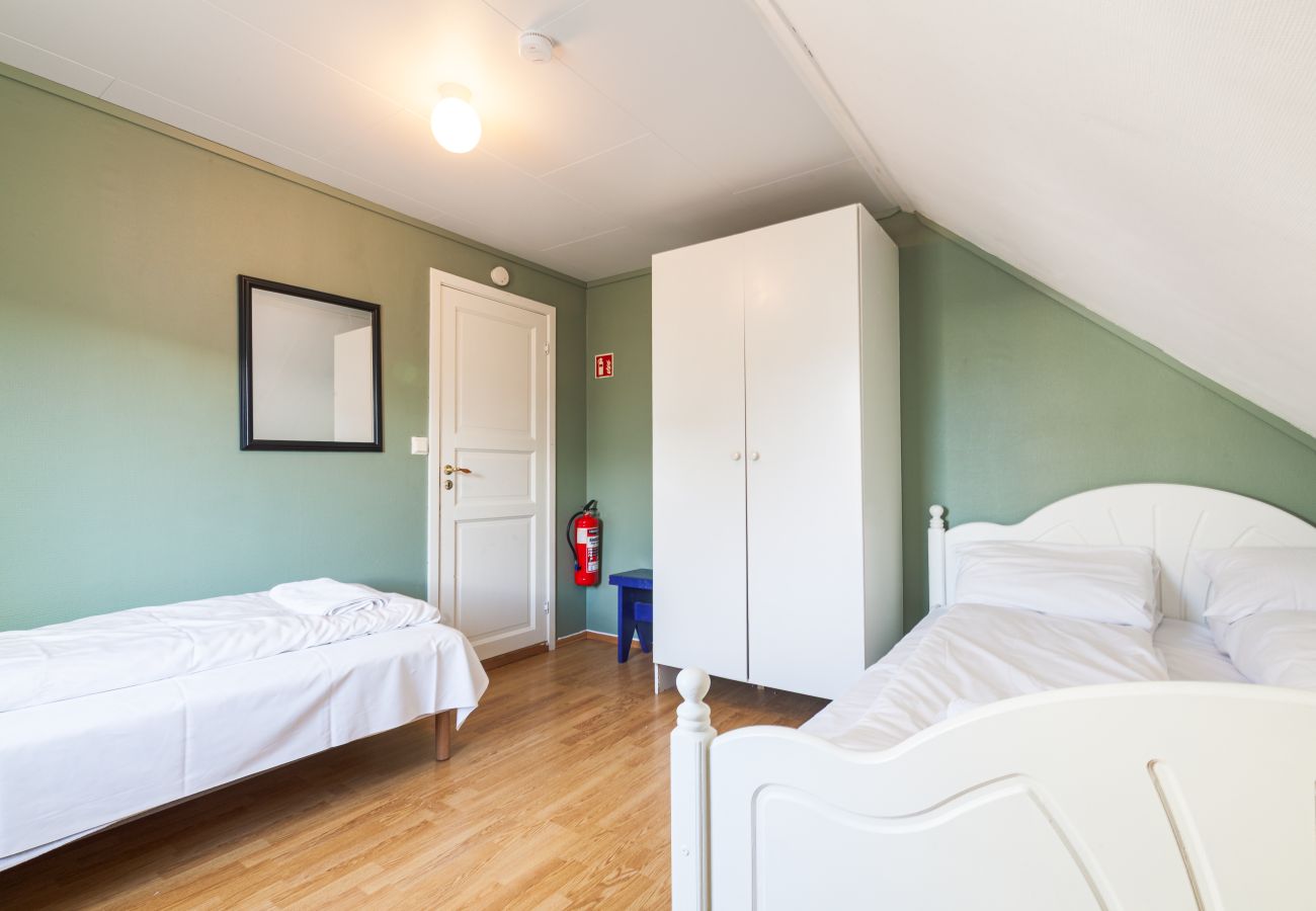 Apartment in Vågan - Henningsvær Harbour Retreat