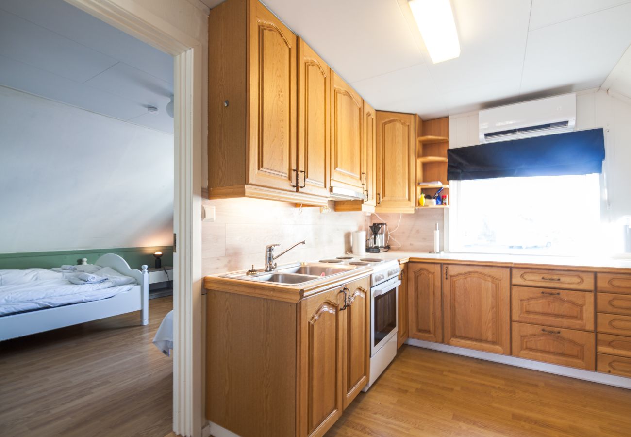 Apartment in Vågan - Henningsvær Harbour Retreat