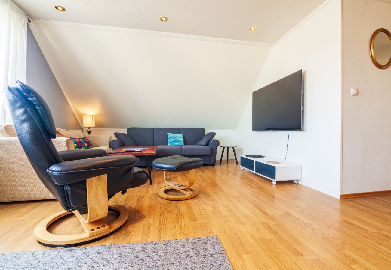 Apartment in Vågan - Henningsvær Harbour Retreat