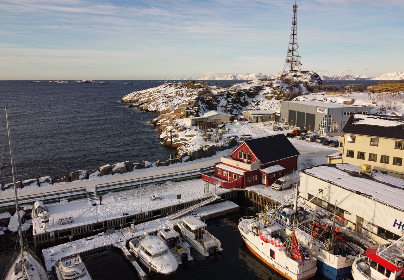 Apartment in Vågan - Henningsvær Harbour Retreat