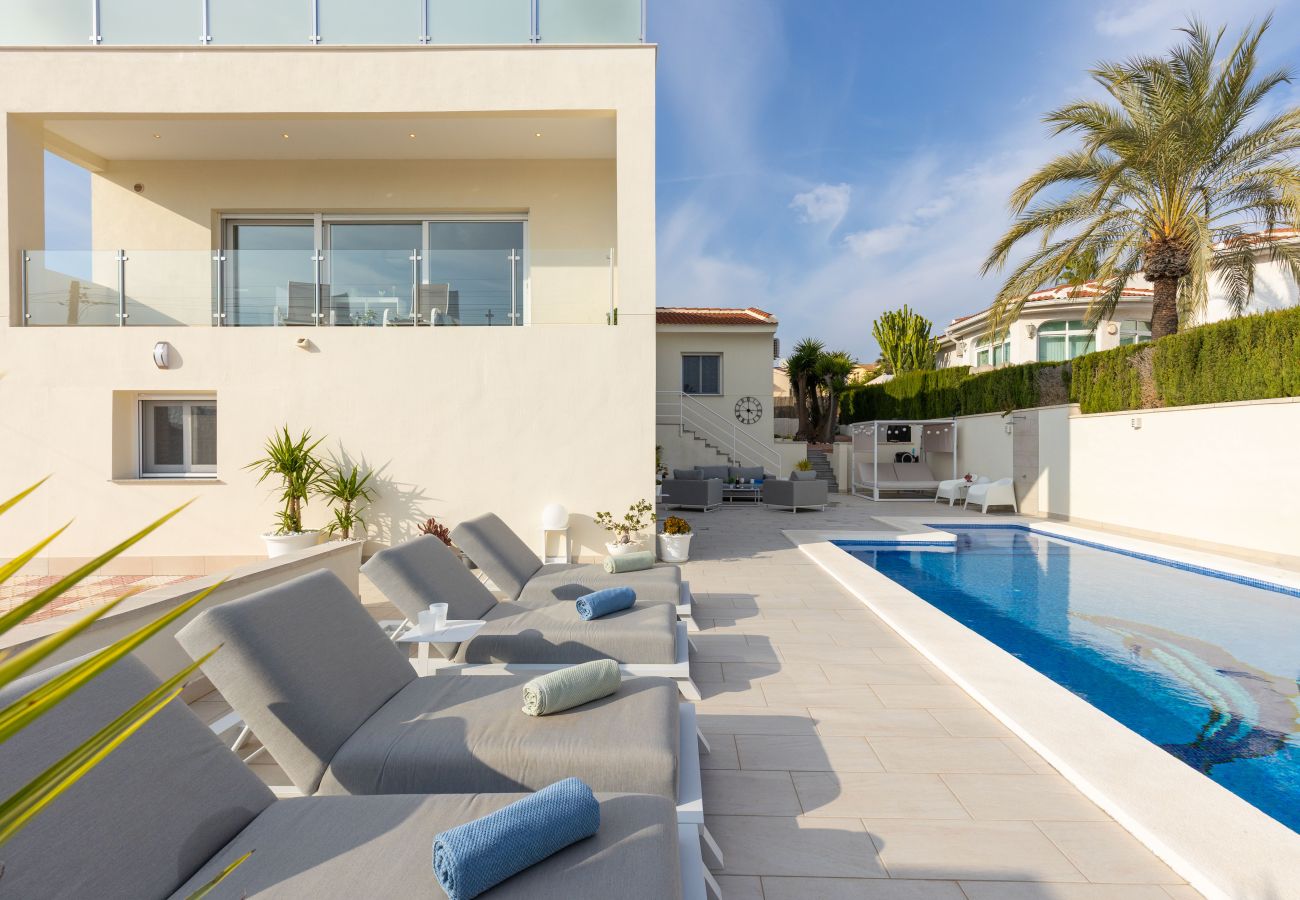 Villa in Ciudad Quesada - Casa Karlsen