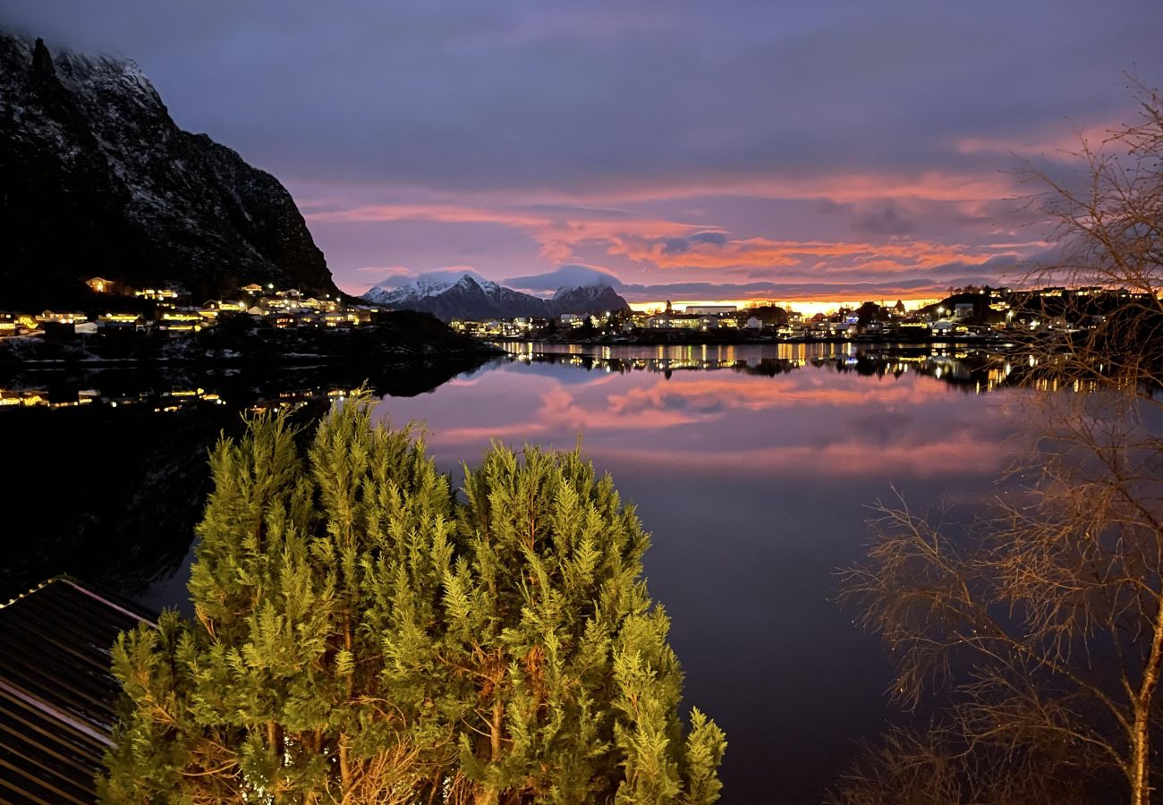 Villa in Vågan - Lofoten Villa by the sea