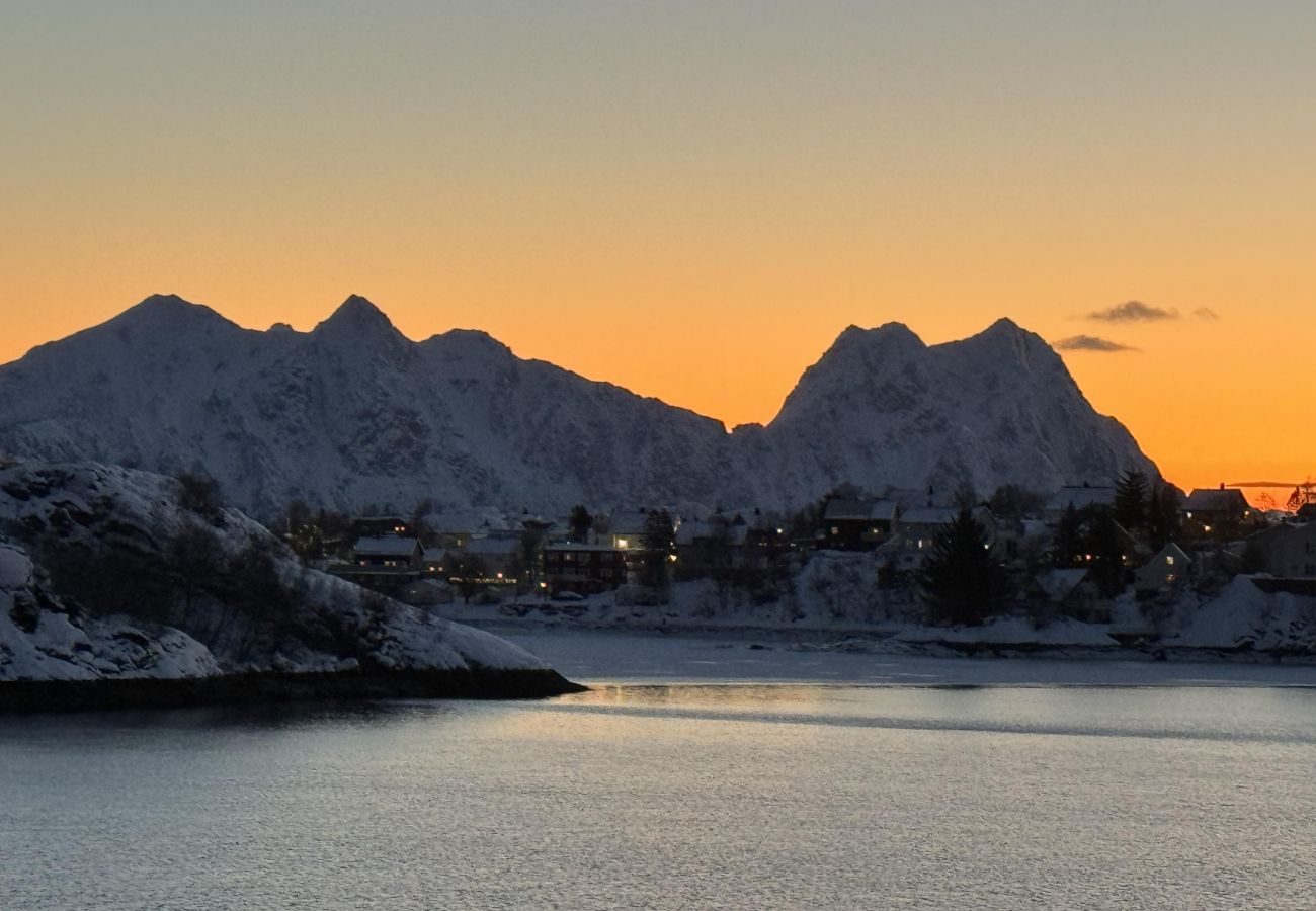 Villa in Vågan - Lofoten Villa by the sea