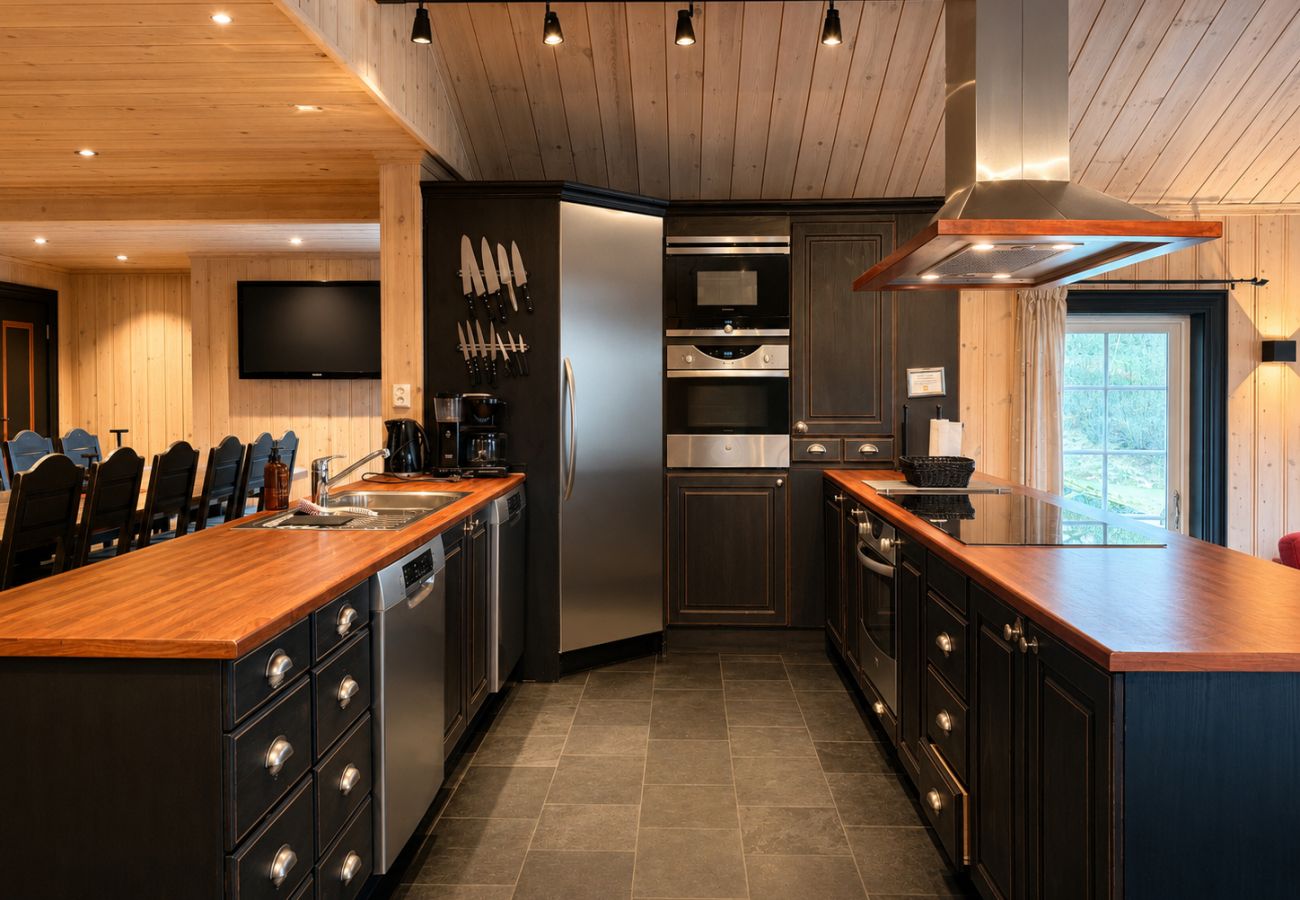 Cottage in Hemsedal - Spacious cabin in Hemsedal, 8 bedrooms and sauna
