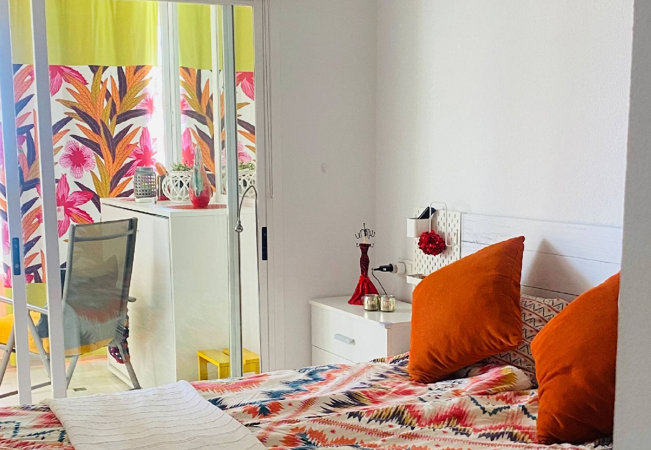 Apartment in Villajoyosa - Villajoyosa, beach front Playa Centro 