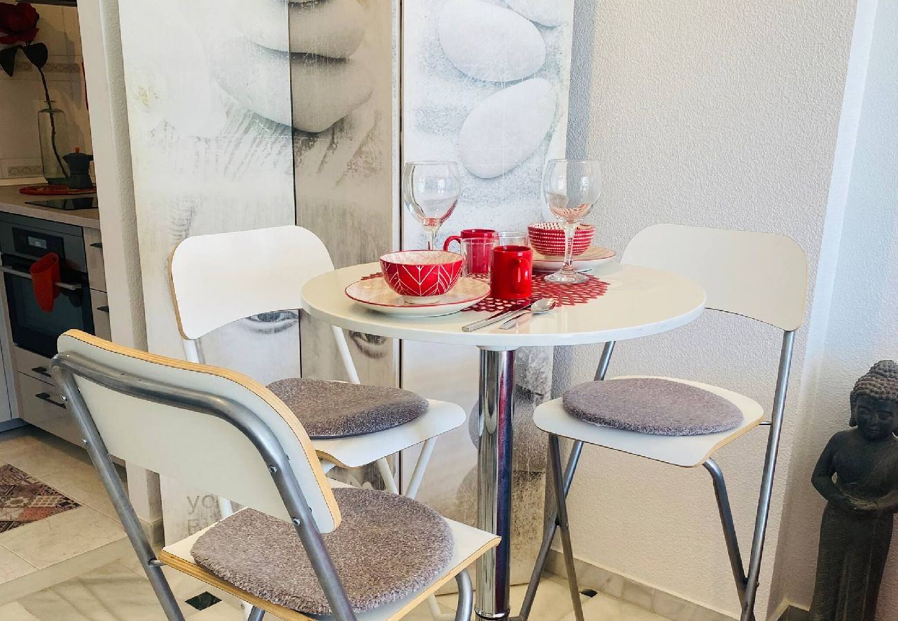 Apartment in Villajoyosa - Villajoyosa, beach front Playa Centro 