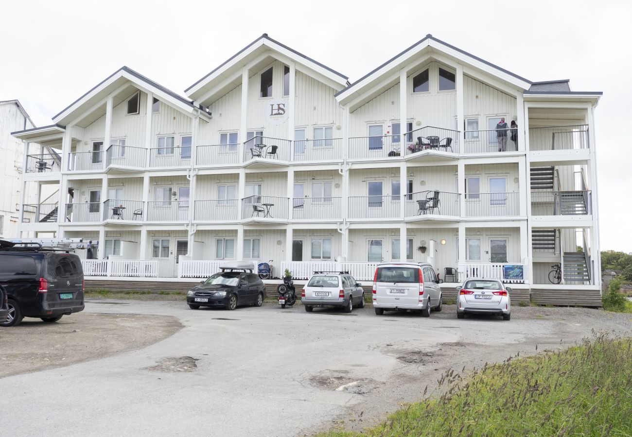 Apartment in Vågan - Seaview apartment in Henningsvær