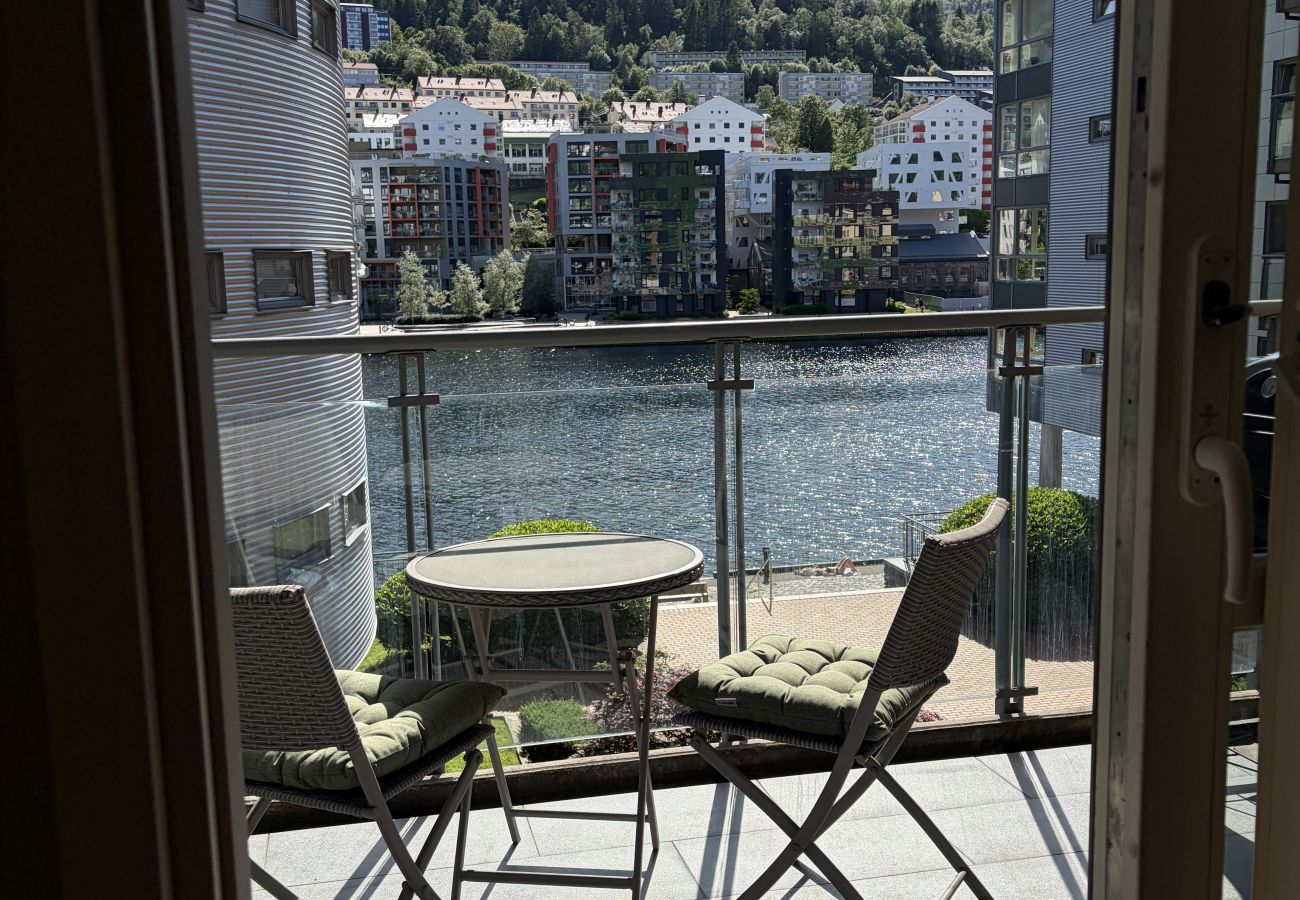 Apartment in Bergen - Modern apartment Møhlenpris with seaview