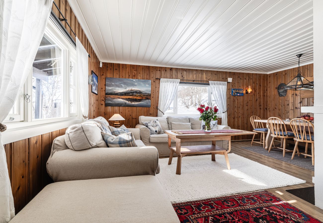 Cottage in Hemsedal - Peaceful Cabin Surrounded by Hemsedal's Beautiful Nature