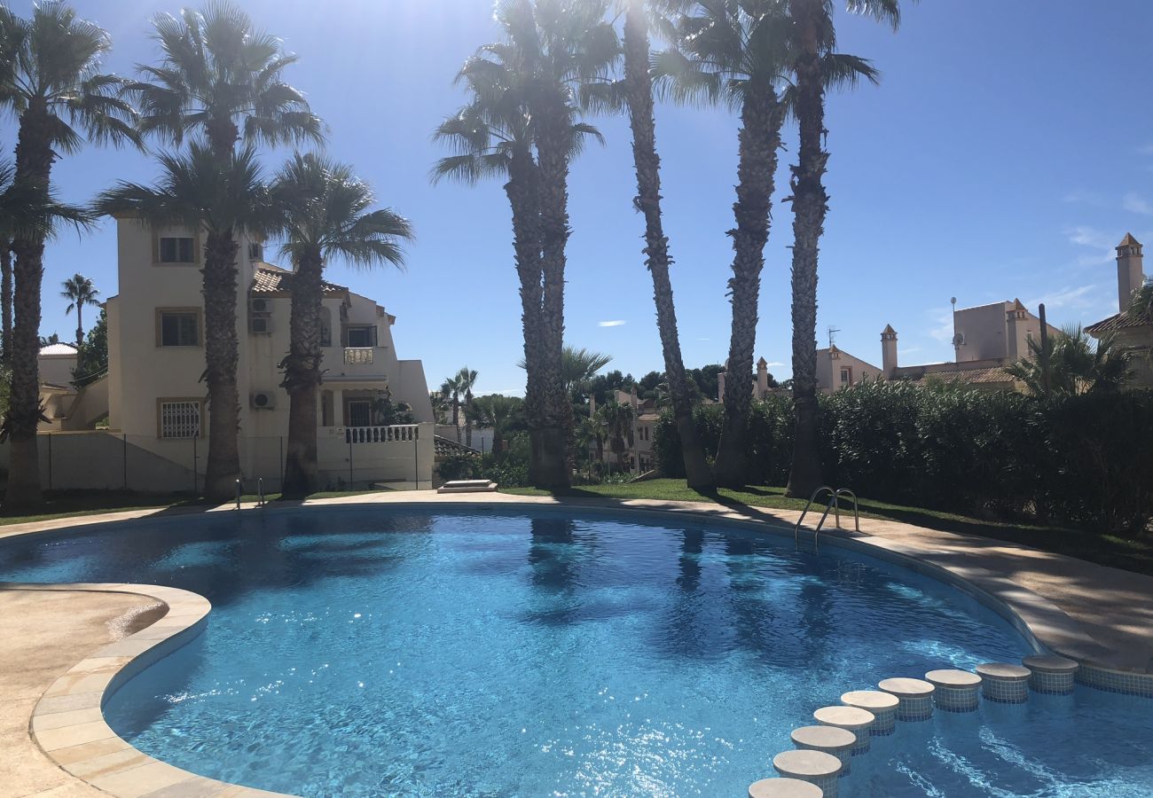 House in Orihuela Costa - Villamartin/LaZenia, Spacious house in a quiet neighborhood