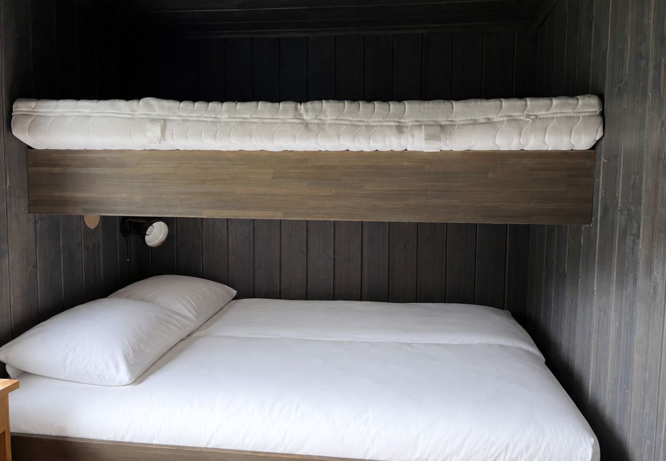 Cottage in Hemsedal - A Charming Off-Grid Cabin – Close to Nature in Hemsedal