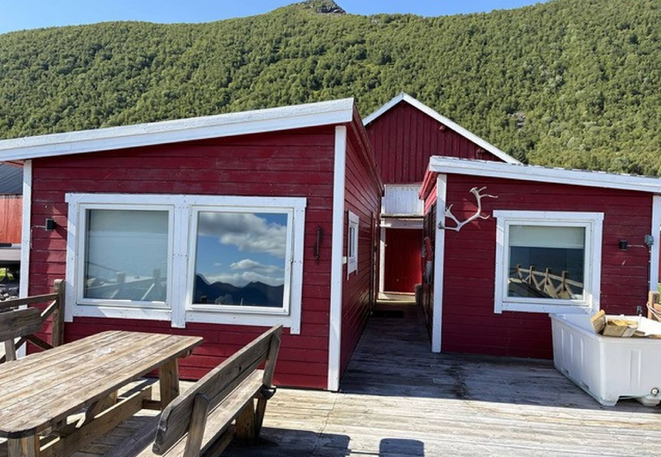 House in Senja - Horizon on the Pier Senja
