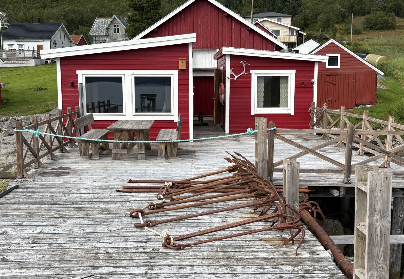 House in Senja - Horizon on the Pier Senja