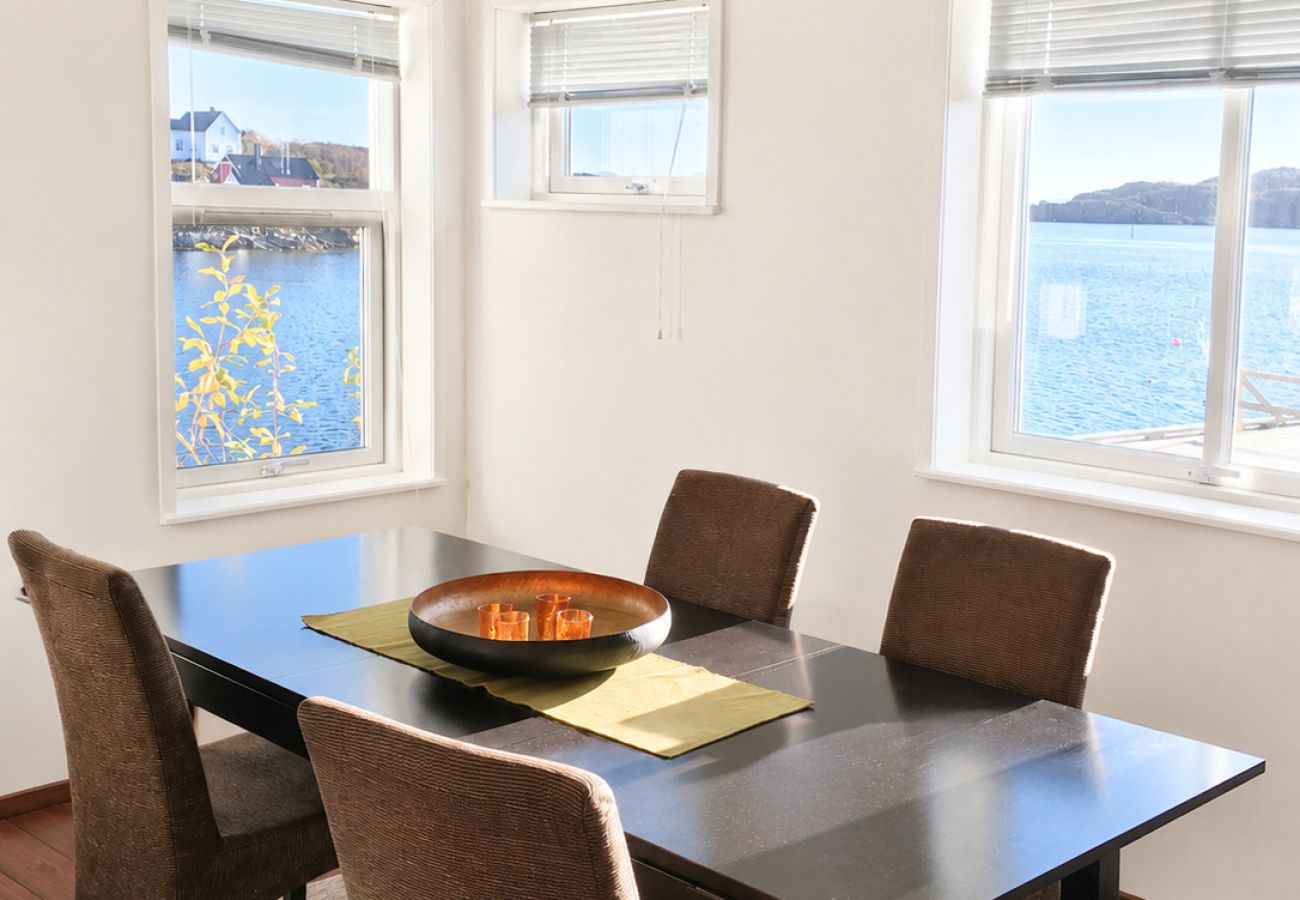 Apartment in Vågan - Apartment with sea view in Henningsvær