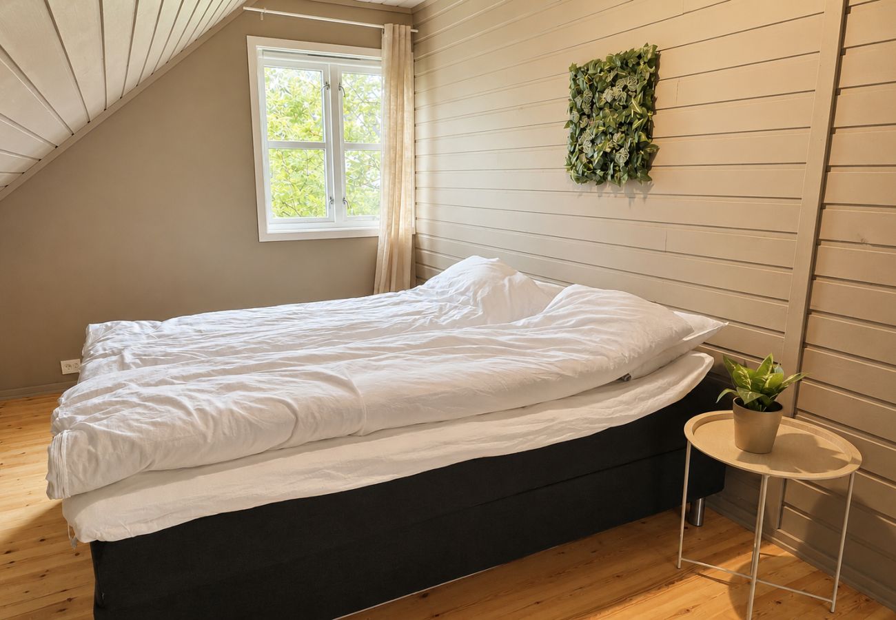 House in Tromsø - Aurora House – A Family & Friends Retreat in Tromsø
