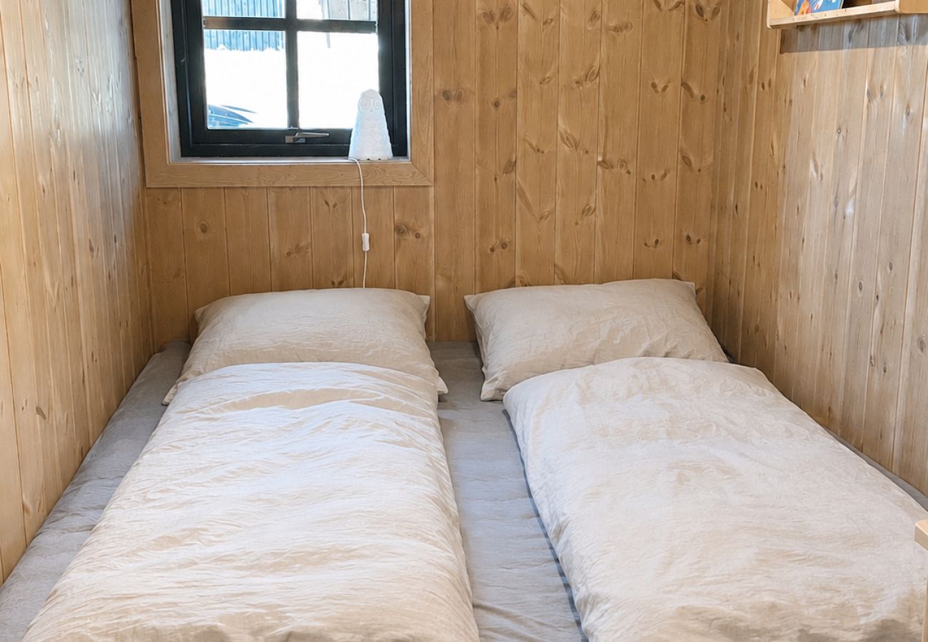 Cottage in Øyer - Family-Friendly Mountain Retreat with Sauna near Hafjell