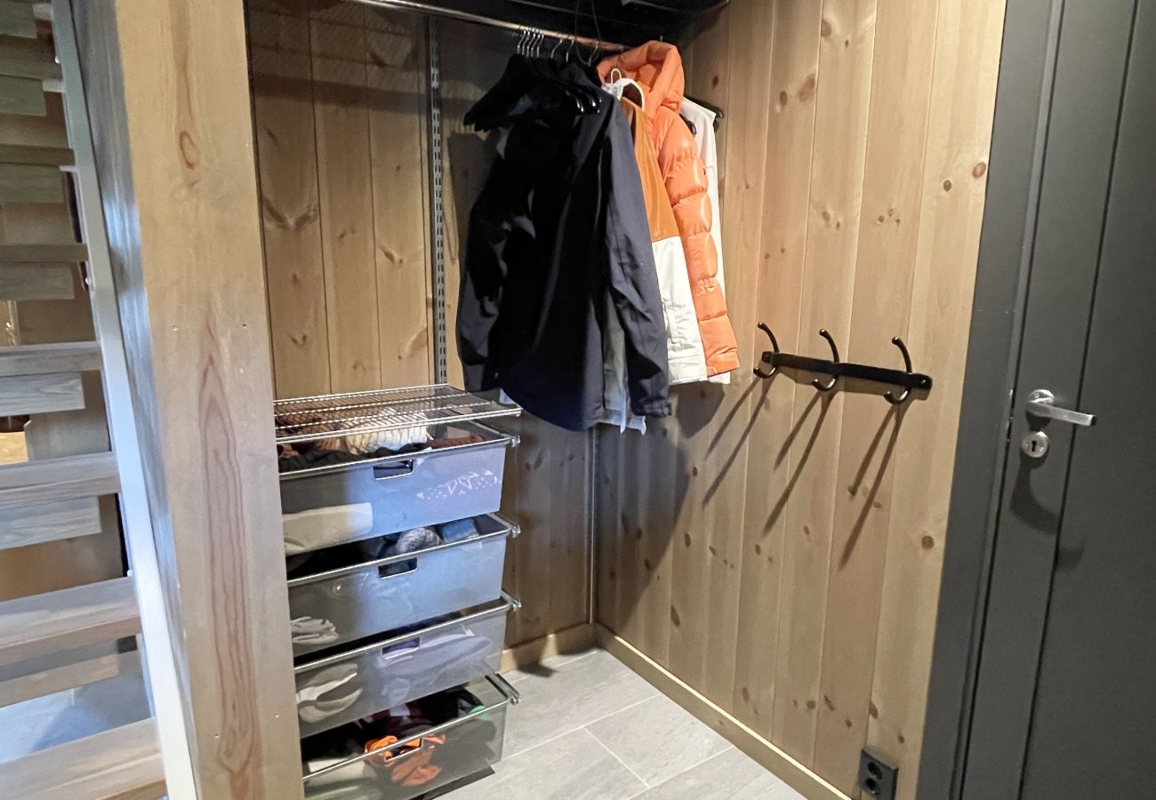 Cottage in Øyer - Family-Friendly Mountain Retreat with Sauna near Hafjell