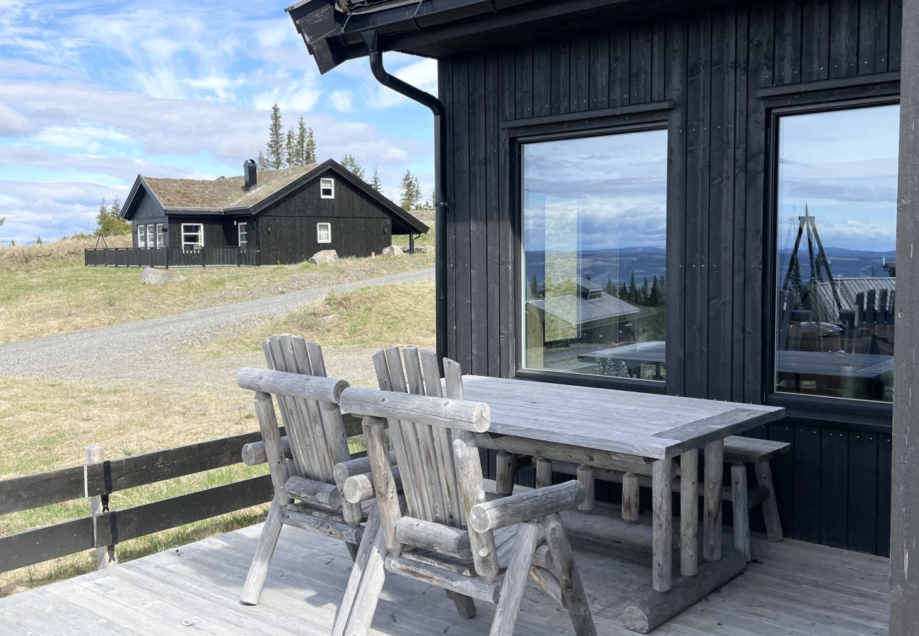 Cottage in Øyer - Family-Friendly Mountain Retreat with Sauna near Hafjell