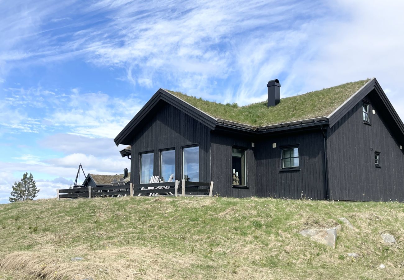 Cottage in Øyer - Family-Friendly Mountain Retreat with Sauna near Hafjell