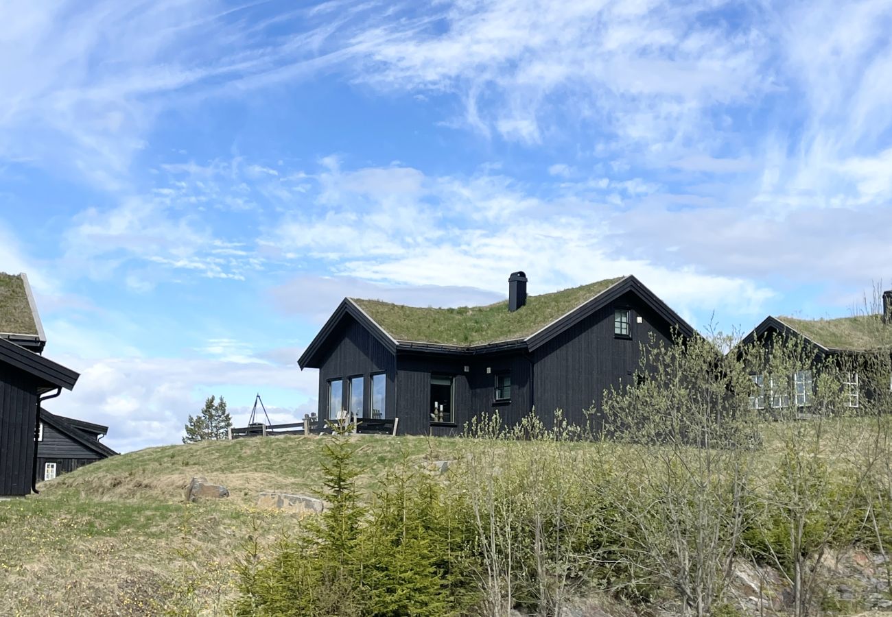 Cottage in Øyer - Family-Friendly Mountain Retreat with Sauna near Hafjell