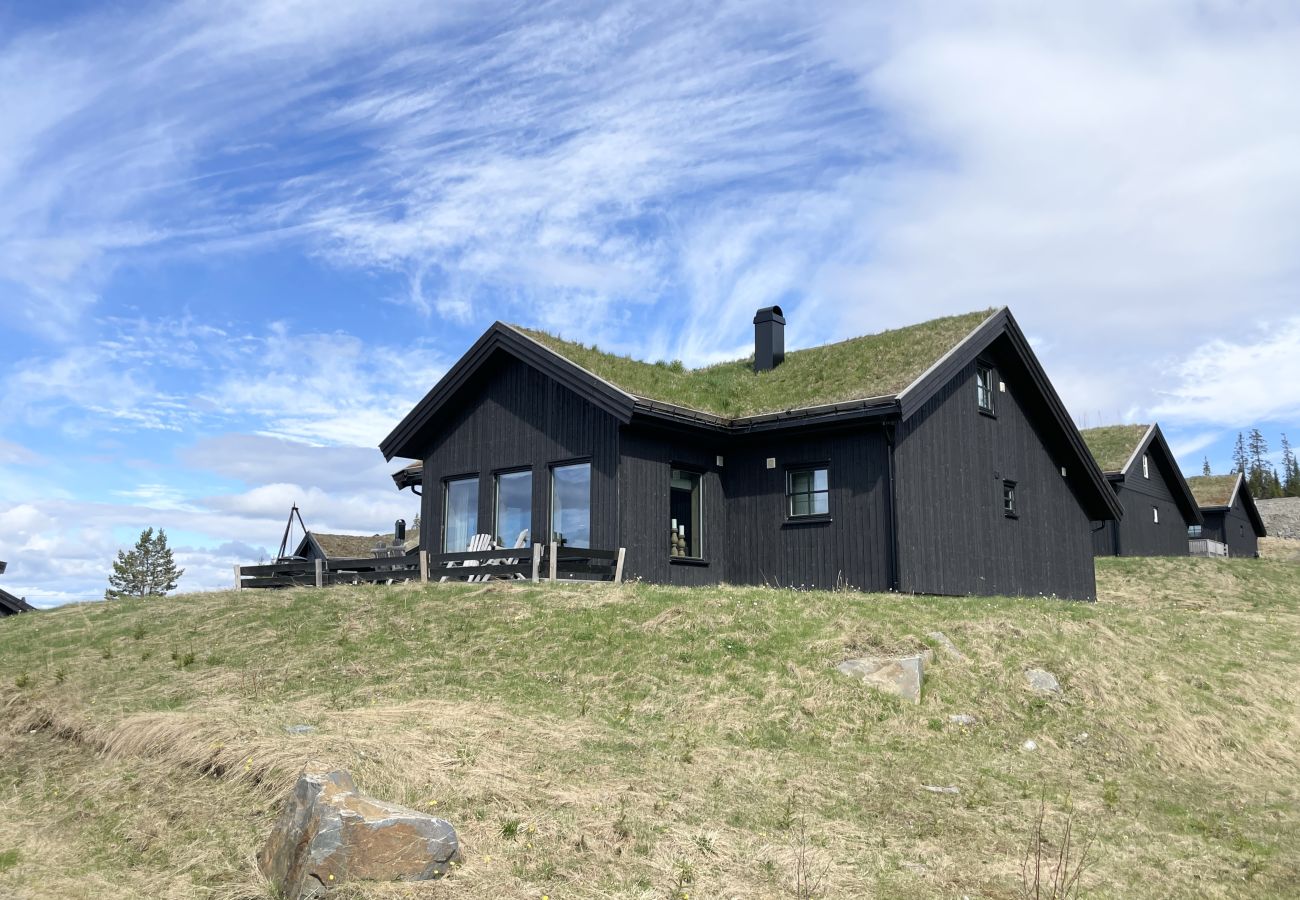 Cottage in Øyer - Family-Friendly Mountain Retreat with Sauna near Hafjell