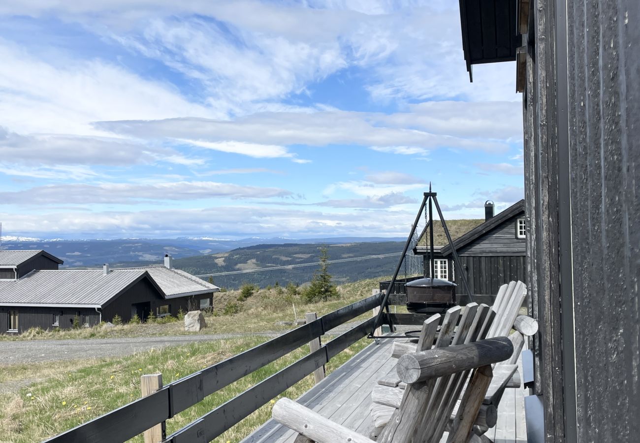 Cottage in Øyer - Family-Friendly Mountain Retreat with Sauna near Hafjell