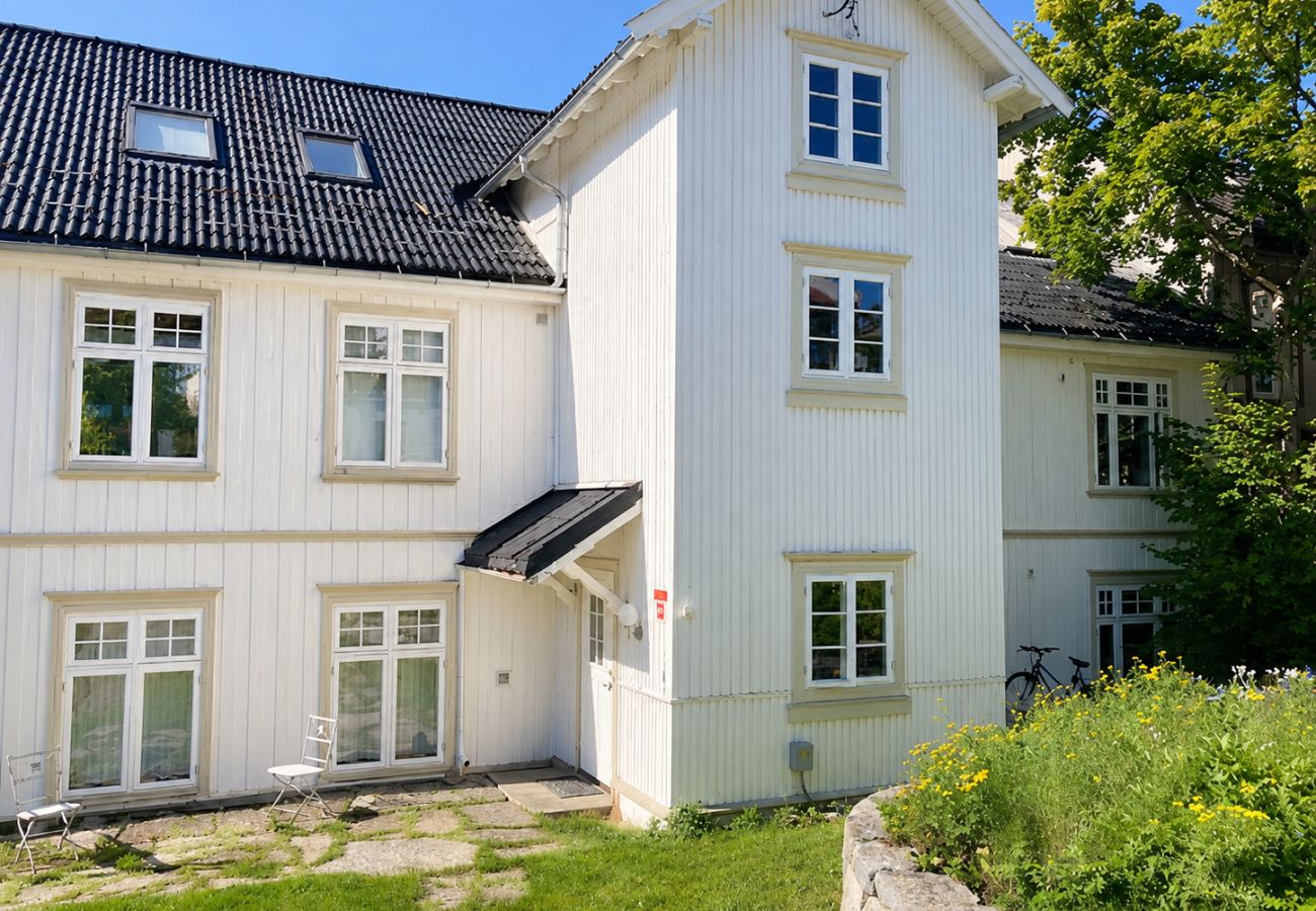 Apartment in Lillehammer - Charming Apartment for 4 in the Heart of Lillehammer