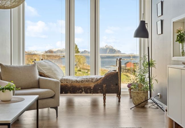 House in Stamsund - Modern & Spacious Home in the Heart of Lofoten