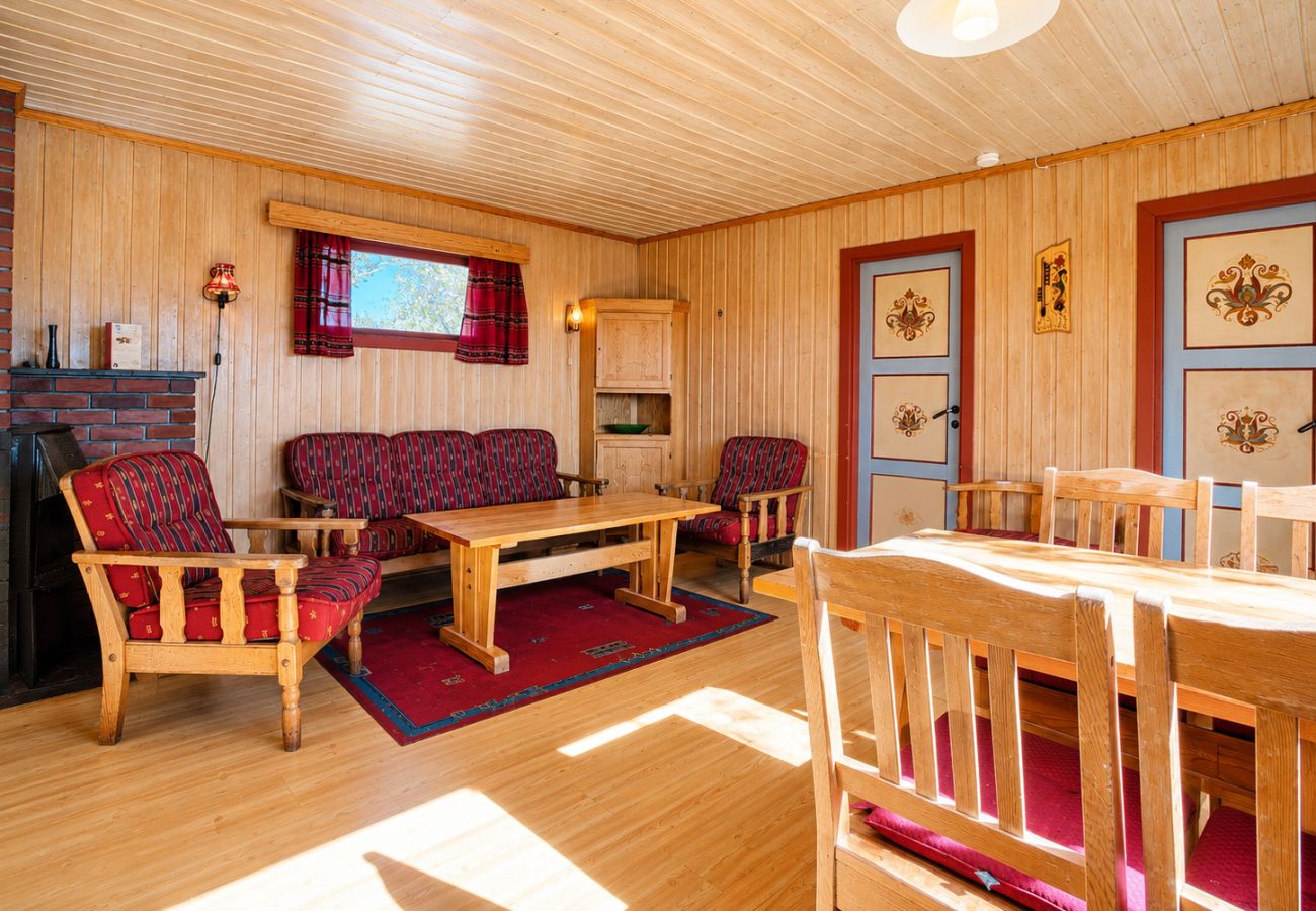 Cottage in Hol - Hvilebu - Charming and Traditional Cabin at Kikut, Geilo