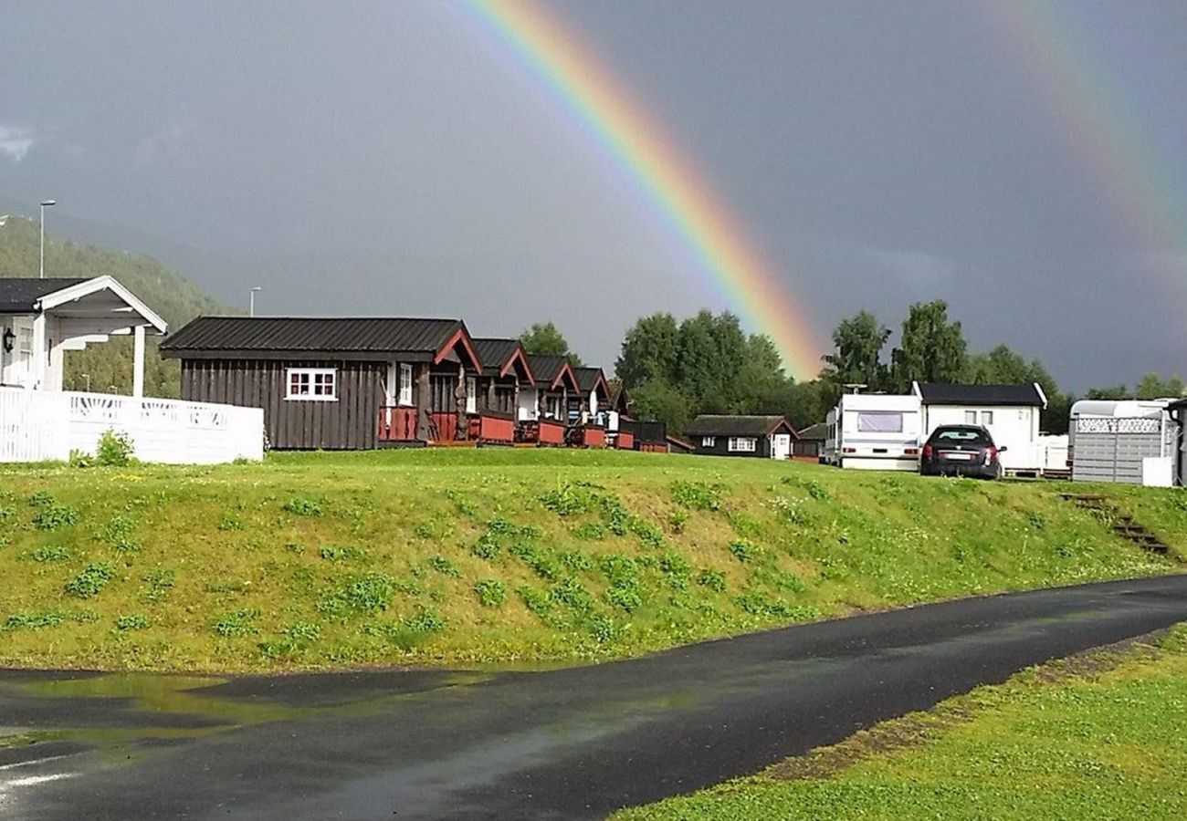 Cottage in Øyer - Cosy Camping Cabin no. 11 in Øyer