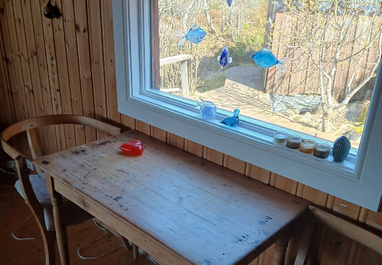 Cabin in Hadsel - Cabin by the sea in Eidsfjorden